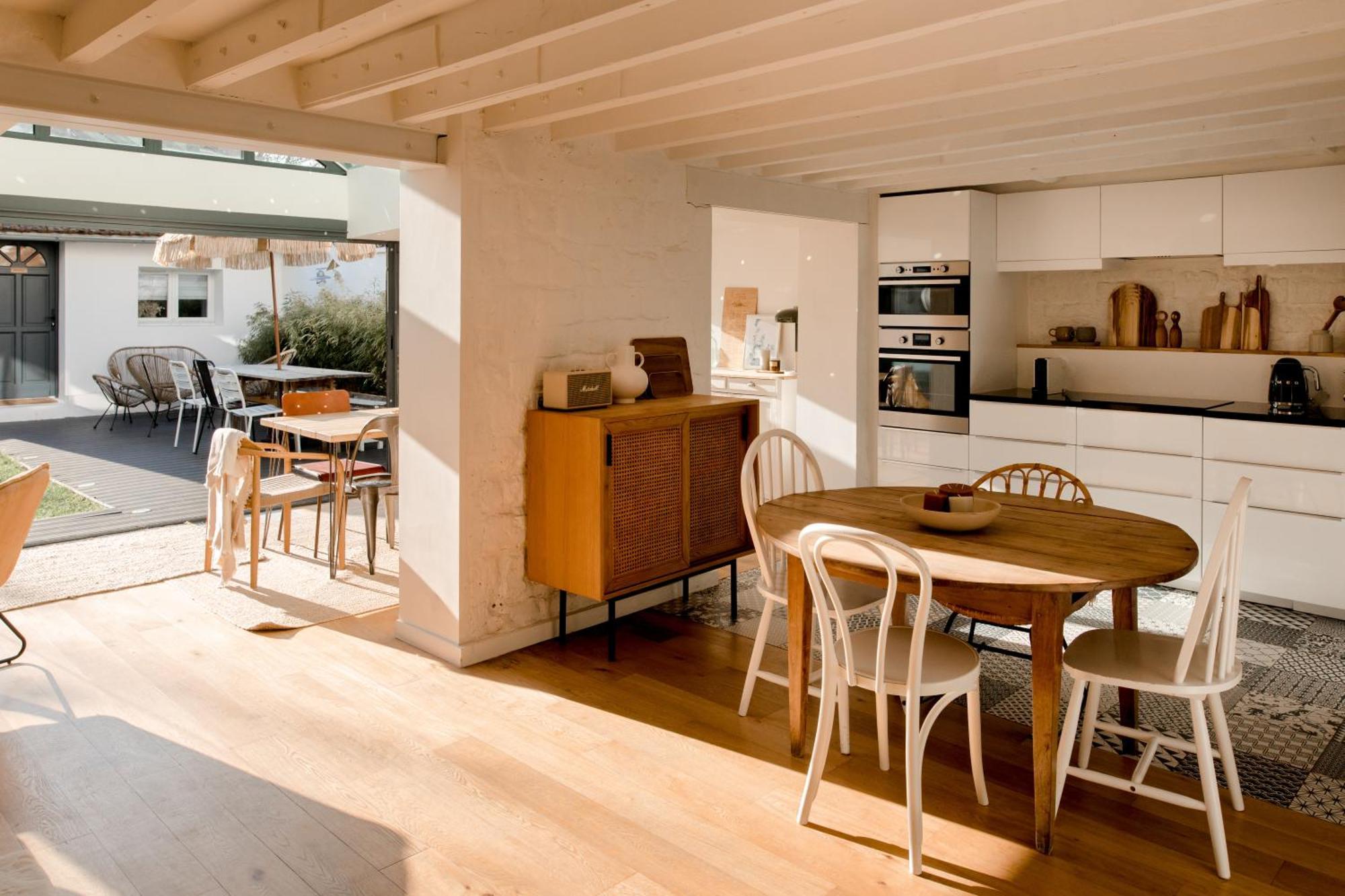 Chambres dans maison familiale avec jardin et studio au sein du Triangle d'Or de Rueil Malmaison, aux portes de Paris et la Défense Exterior foto