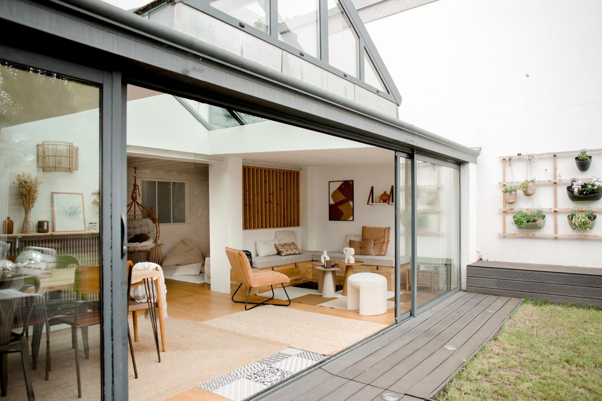 Chambres dans maison familiale avec jardin et studio au sein du Triangle d'Or de Rueil Malmaison, aux portes de Paris et la Défense Exterior foto