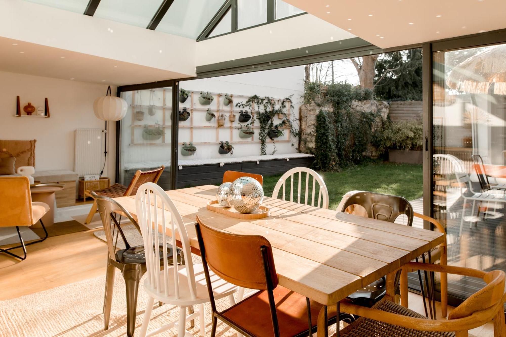 Chambres dans maison familiale avec jardin et studio au sein du Triangle d'Or de Rueil Malmaison, aux portes de Paris et la Défense Exterior foto
