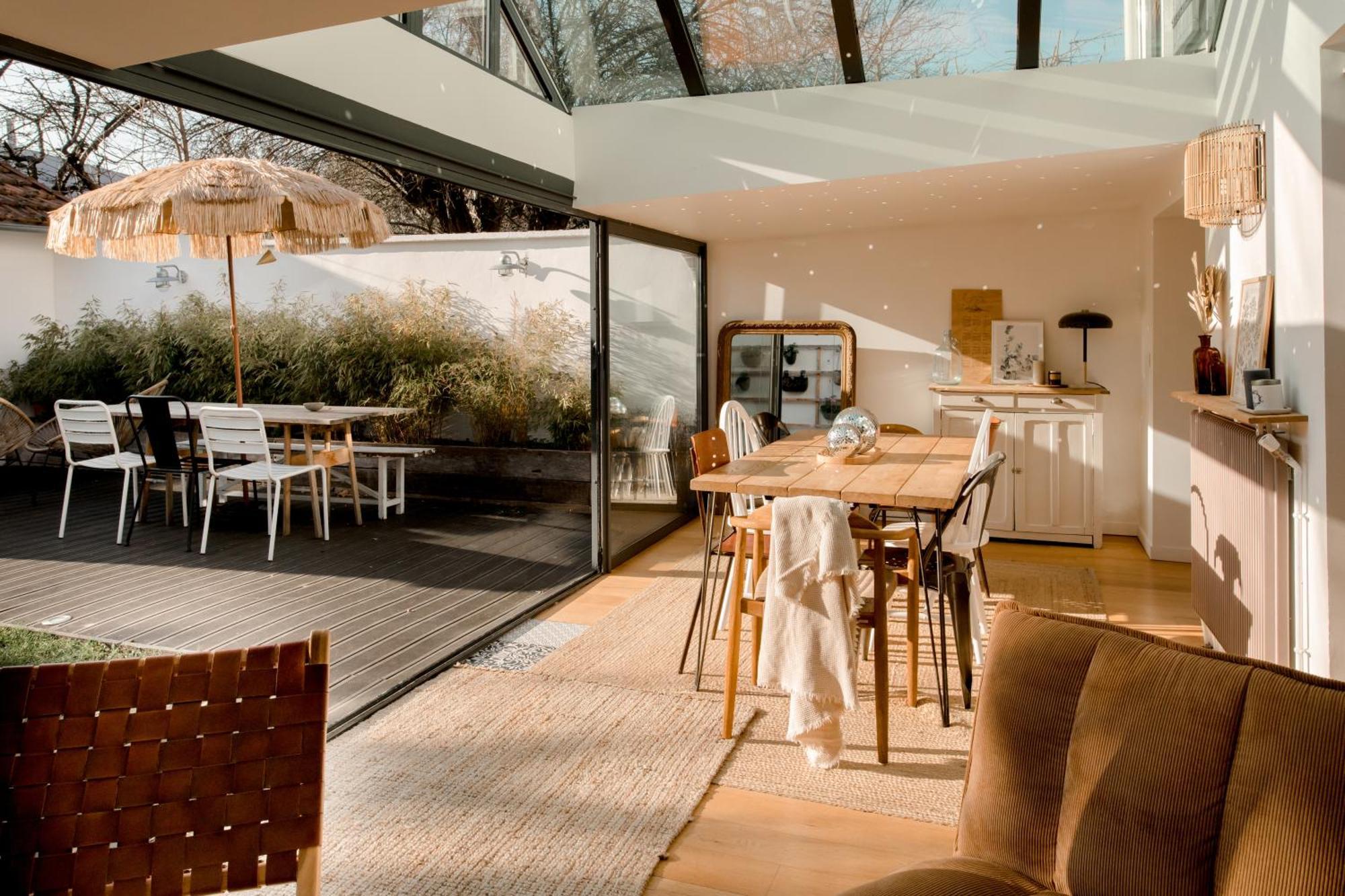 Chambres dans maison familiale avec jardin et studio au sein du Triangle d'Or de Rueil Malmaison, aux portes de Paris et la Défense Exterior foto