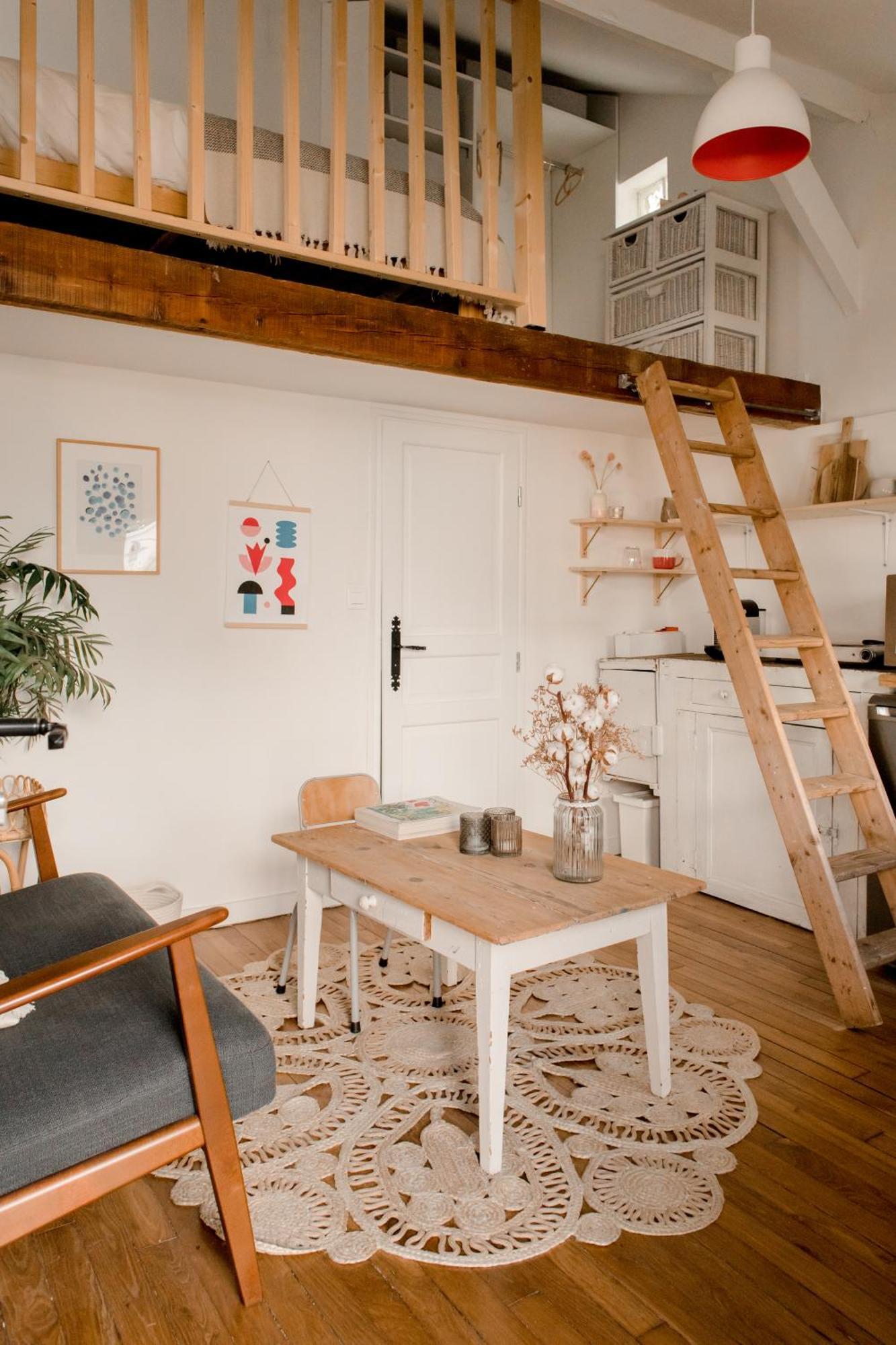 Chambres dans maison familiale avec jardin et studio au sein du Triangle d'Or de Rueil Malmaison, aux portes de Paris et la Défense Exterior foto