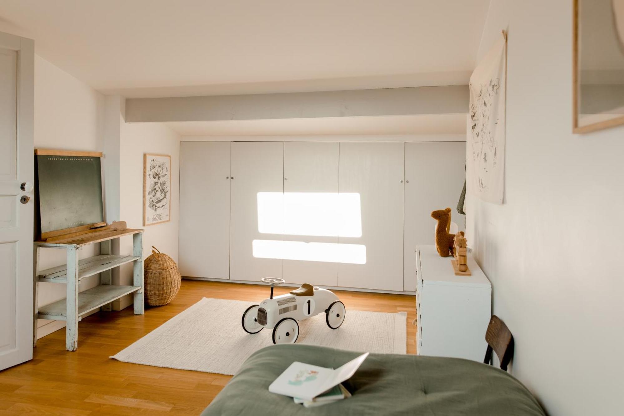 Chambres dans maison familiale avec jardin et studio au sein du Triangle d'Or de Rueil Malmaison, aux portes de Paris et la Défense Exterior foto